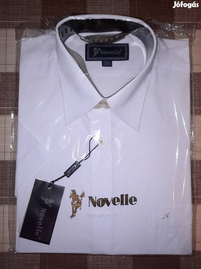 Eladó egy vadonat új rövid ujjas fehér színű ing!
