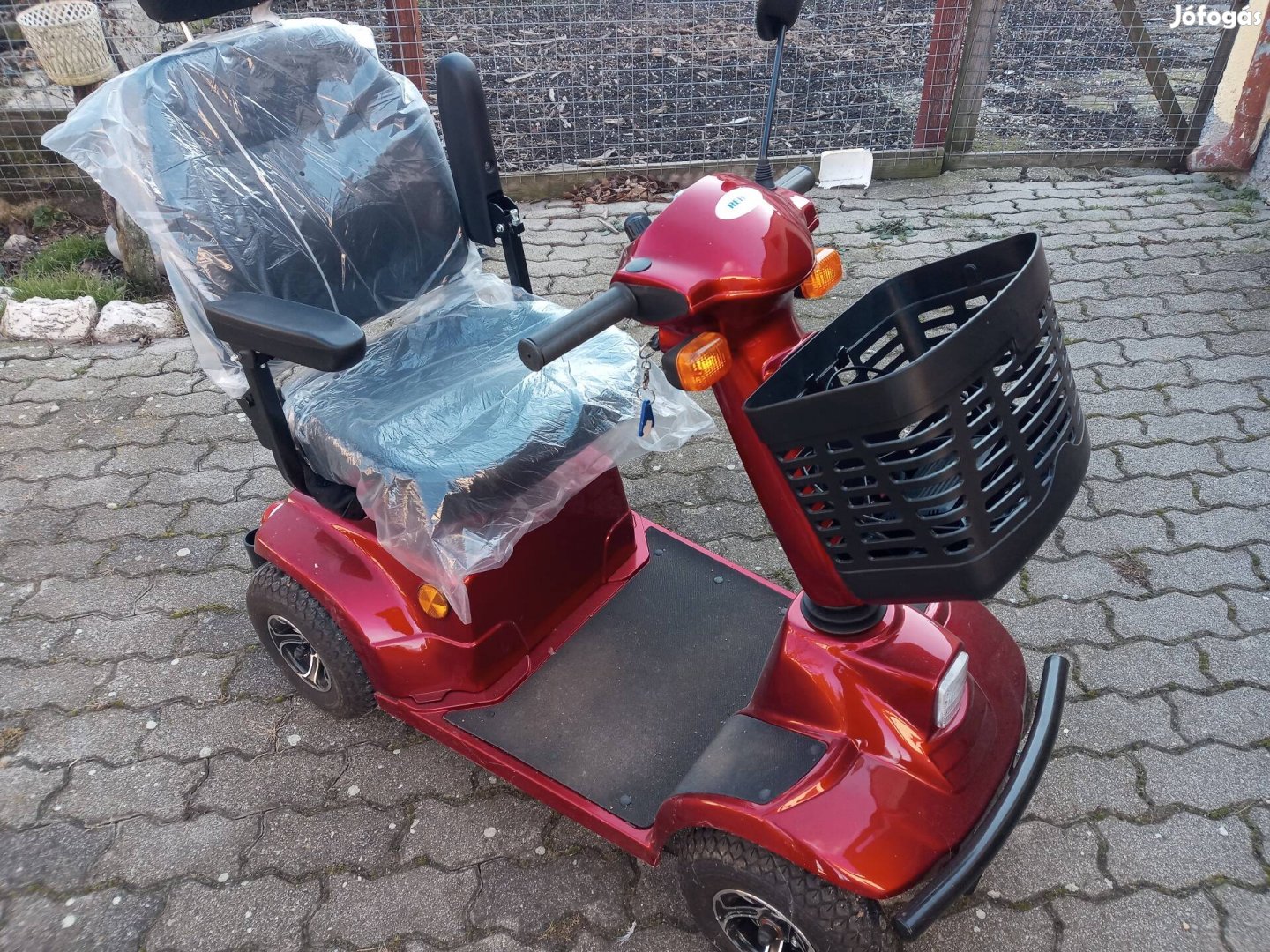 Eladó elektromos moped