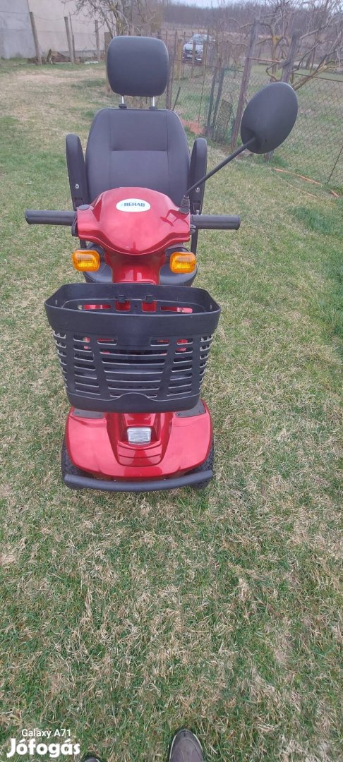 Eladó elektromos moped 