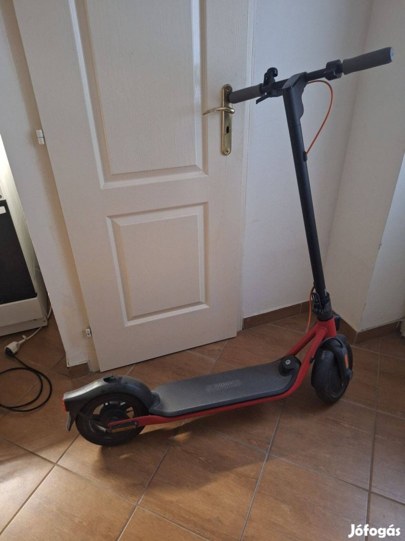 Eladó elektromos roller alig használt