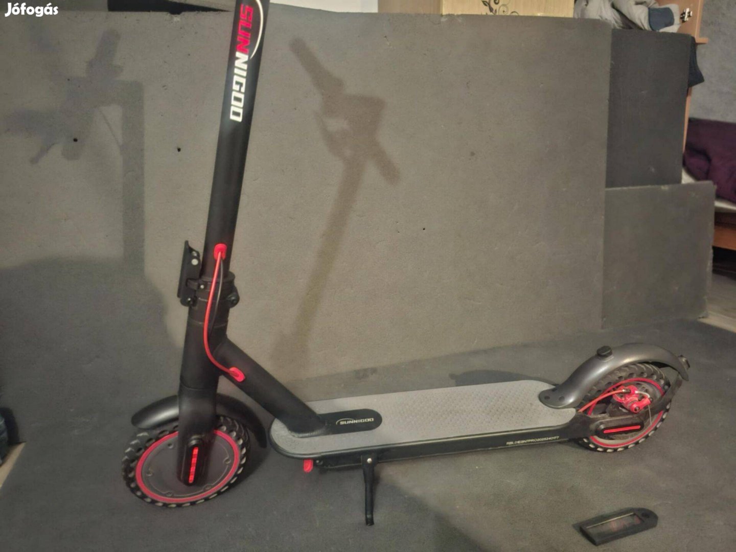 Eladó elektromos rollerek