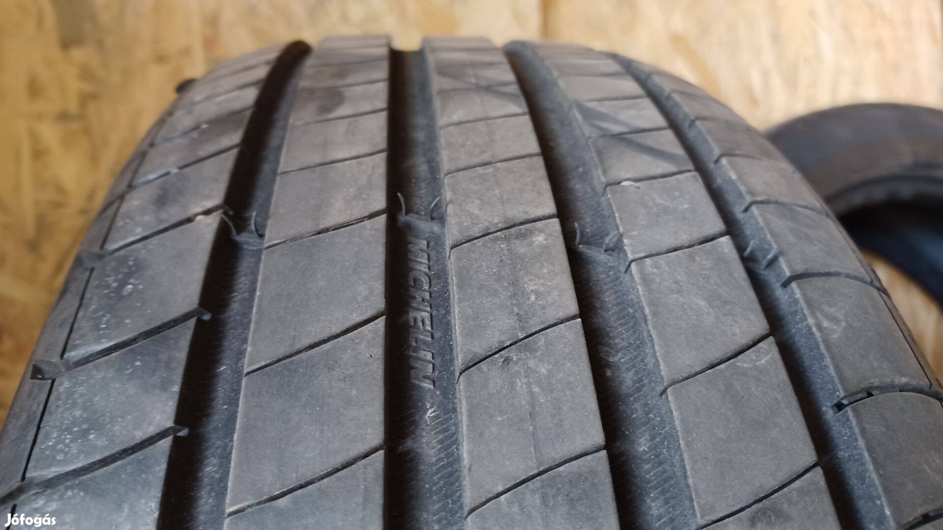 Eladó elektromosra Michelin nyári gumi 195/55 R16
