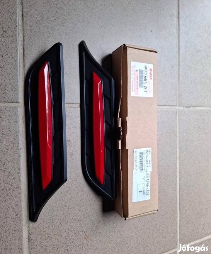 Eladó első sárvédő dekoráció