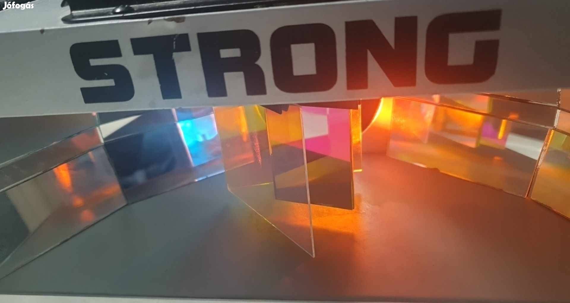 Eladó első tulajdonostól Strong Astro Sharky. Dicro disco lámpa