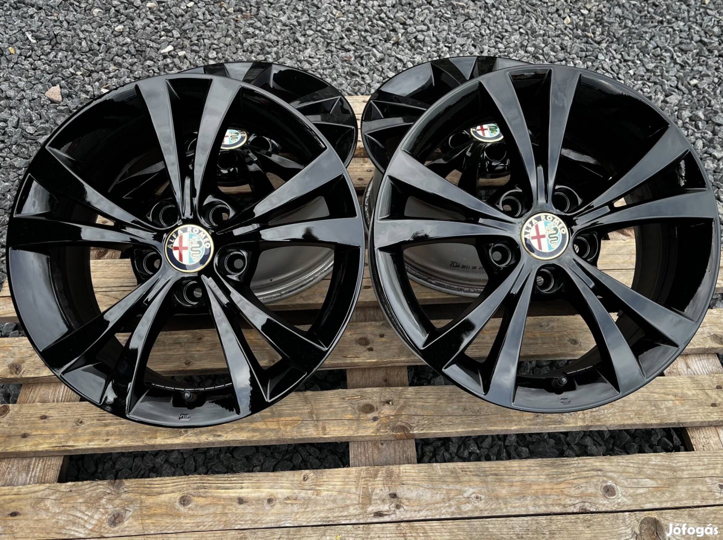 Eladó eredeti Alfa Romeo R16 Blackline - 5x110 alufelni