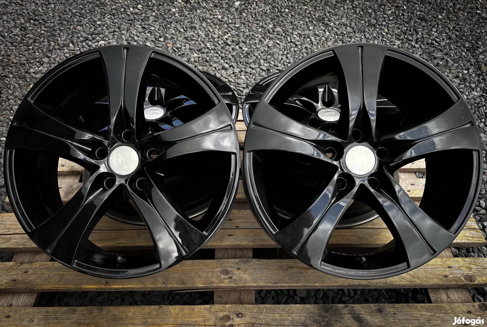 Eladó eredeti Alutec Azw R17 - 5x112 alufelni