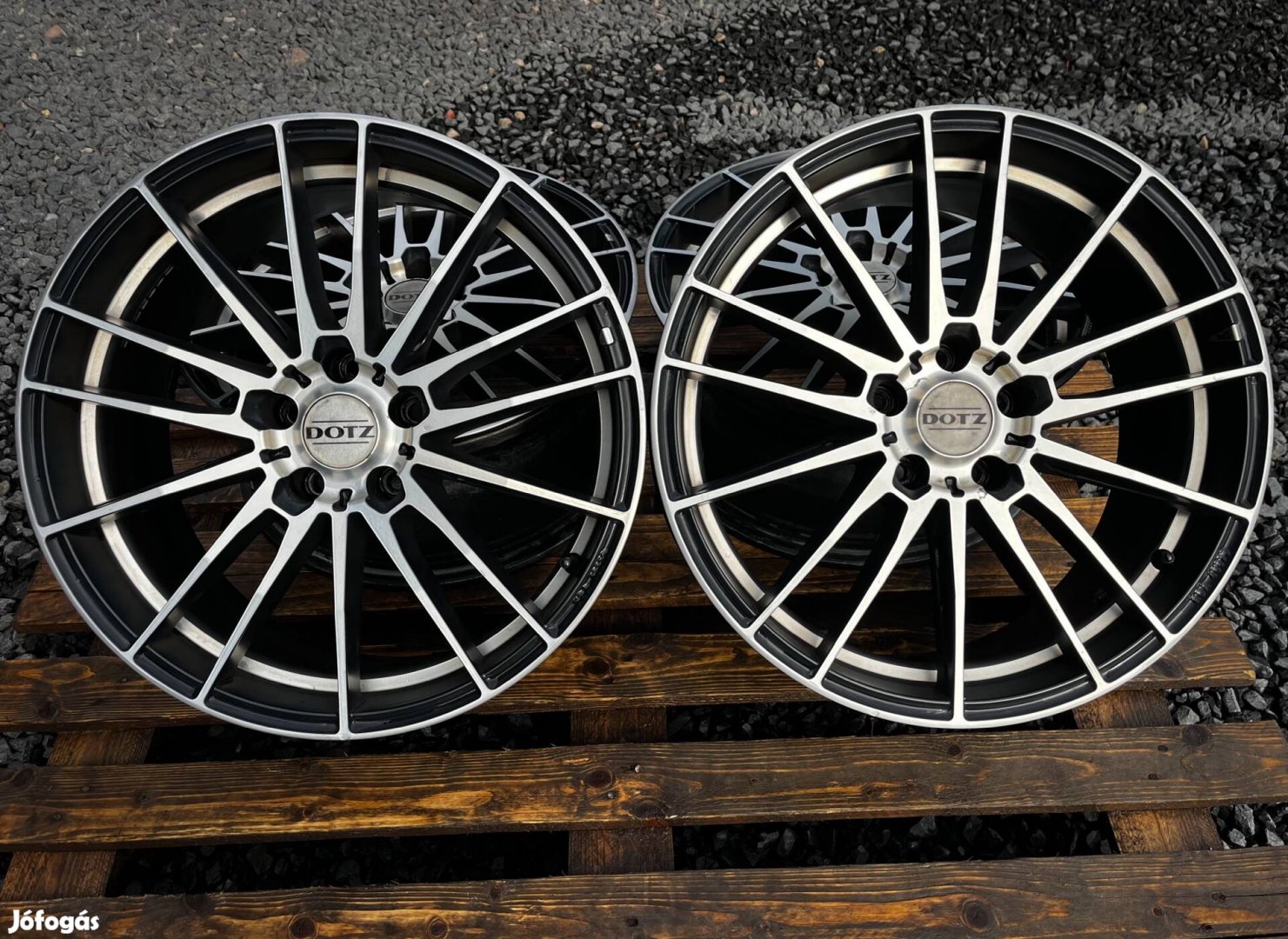 Eladó eredeti Dotz Xtreme R18- 5x108 alufelni