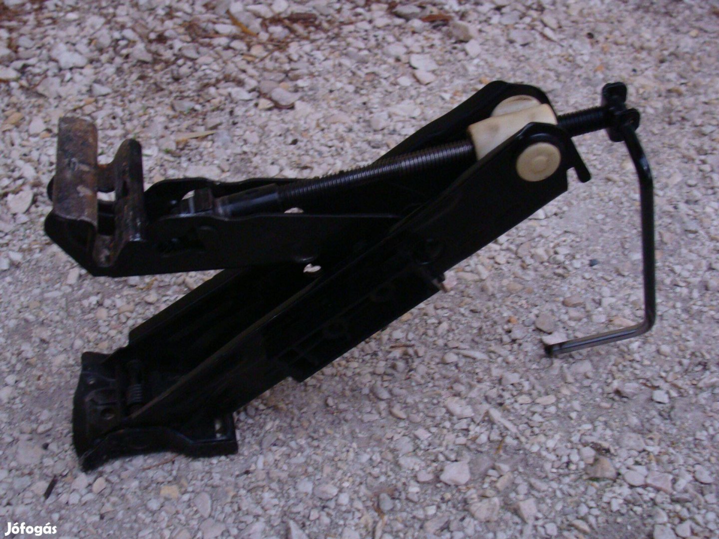 Eladó eredeti Ford autóemelő (Mondeo 2)