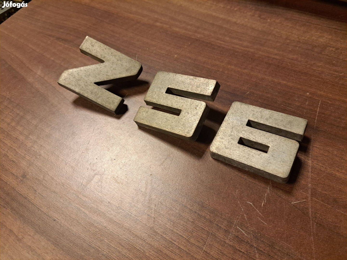 Eladó eredeti Ikarus 256 Z56 felirat típusjelzés logo