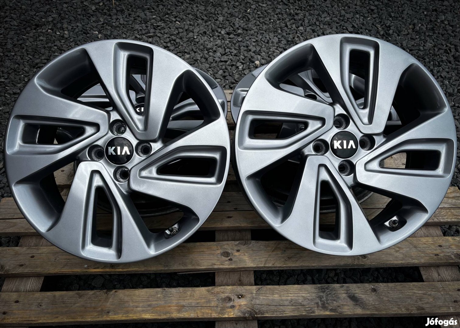 Eladó eredeti KIA R17 - 4x100 alufelni