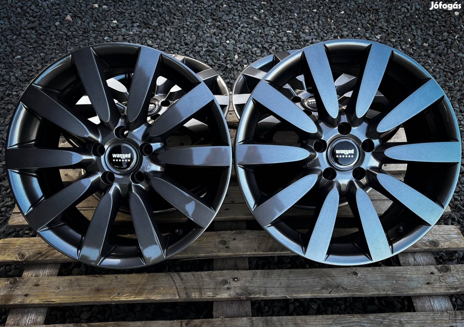 Eladó eredeti MAM A7 Graphite R18 - 5x112 alufelni