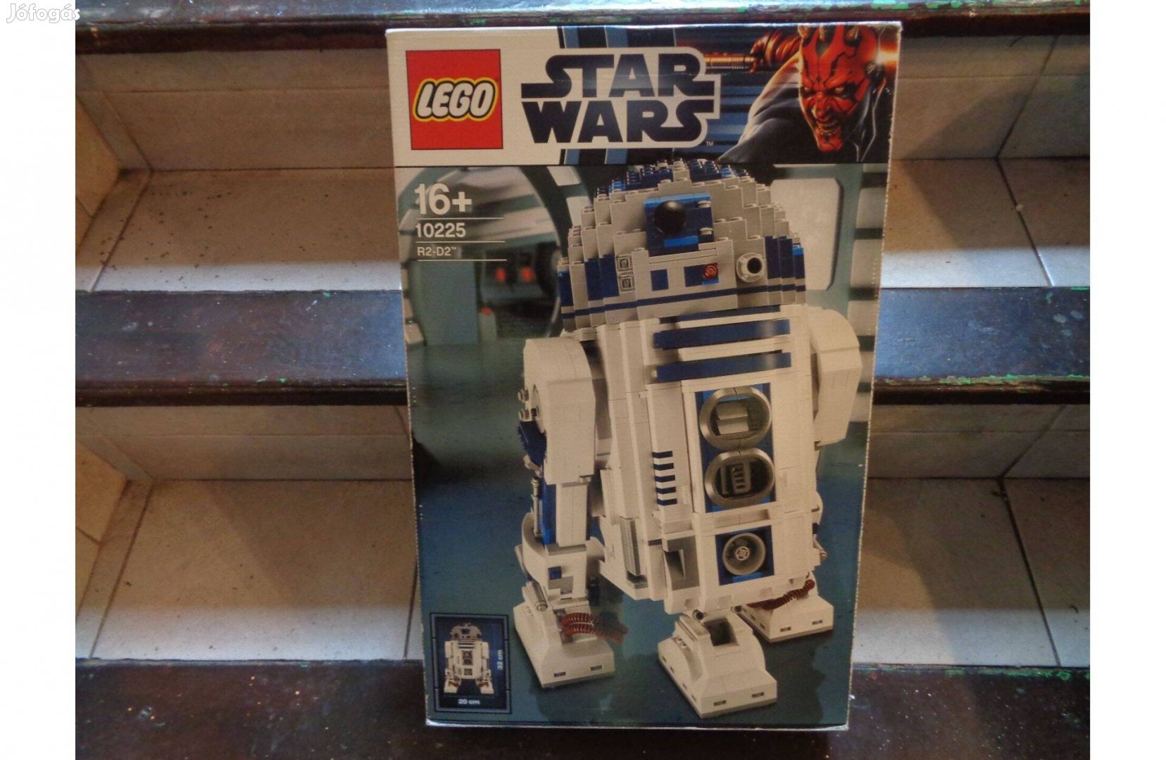 Eladó eredeti Új LEGO 10225 Star Wars UCS R2-D2 készlet
