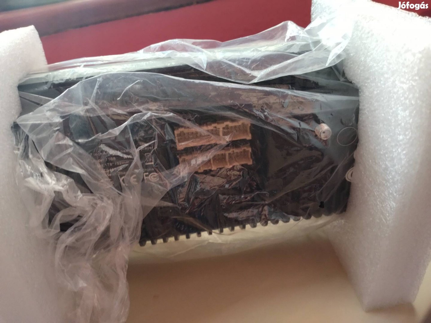 Eladó ez autós rádió, androidosgps szel. 