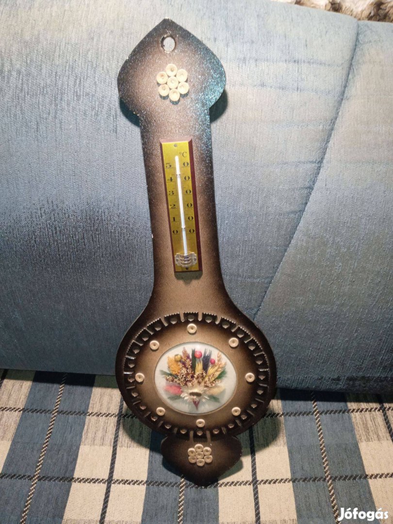 Eladó fali hőmérő virágos dísszel!