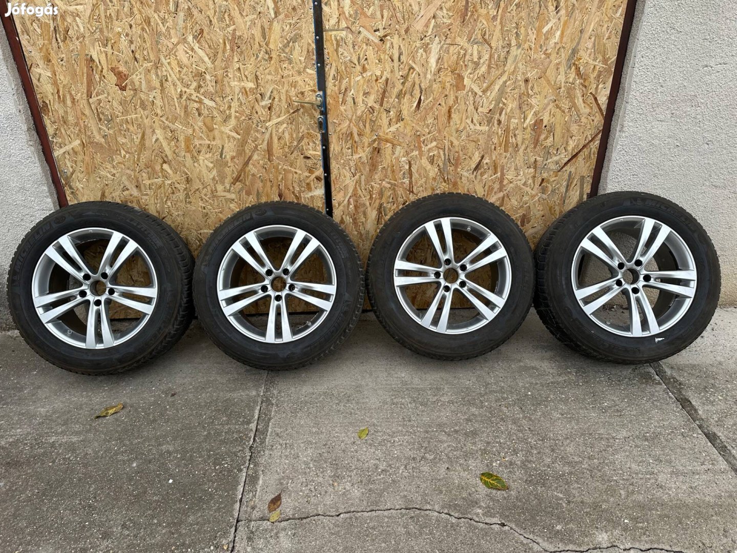 Eladó felni +gumi garnitúra