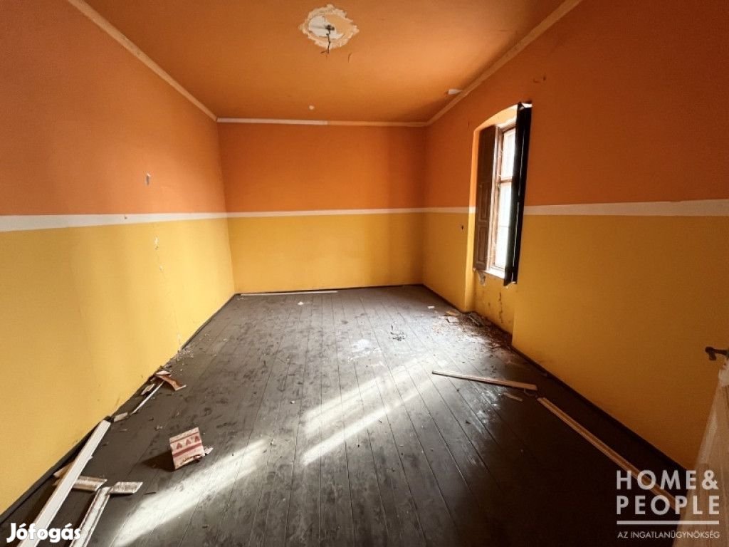Eladó felújítandó ház Szatymaz belterületén!