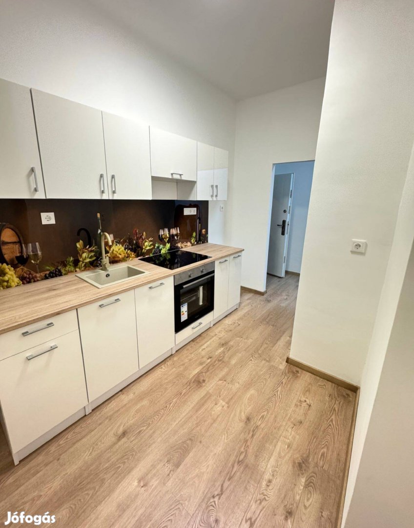 Eladó felújított ingatlan Tatabányán