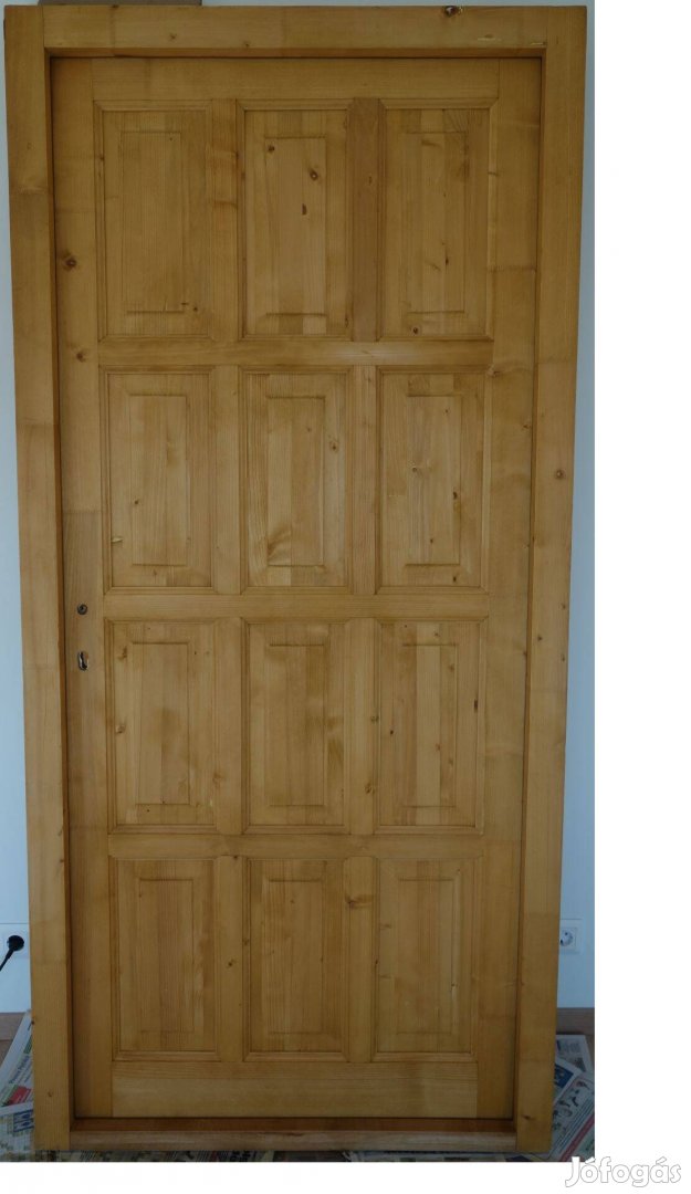 Eladó fenyő fa bejárati ajtó 100x210