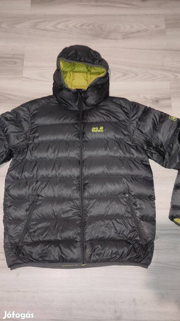 Eladó férfi XL es Jack wolfskin pehelykabat !!