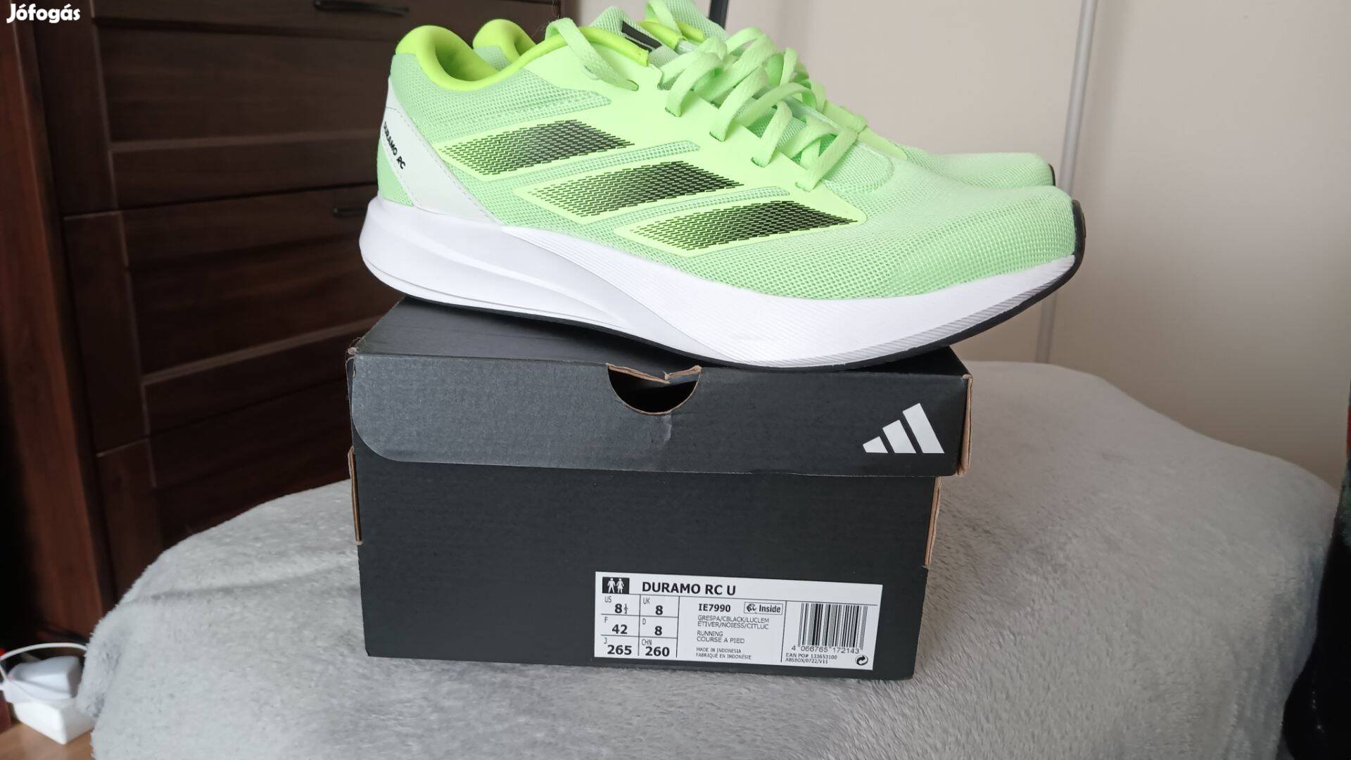 Eladó férfi adidas 42-es sportcipő