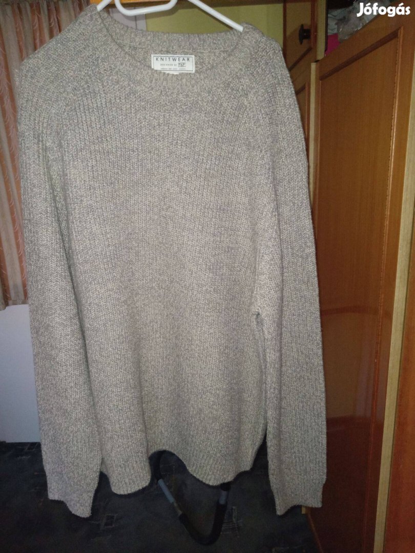 Eladó férfi pulóver 2 db