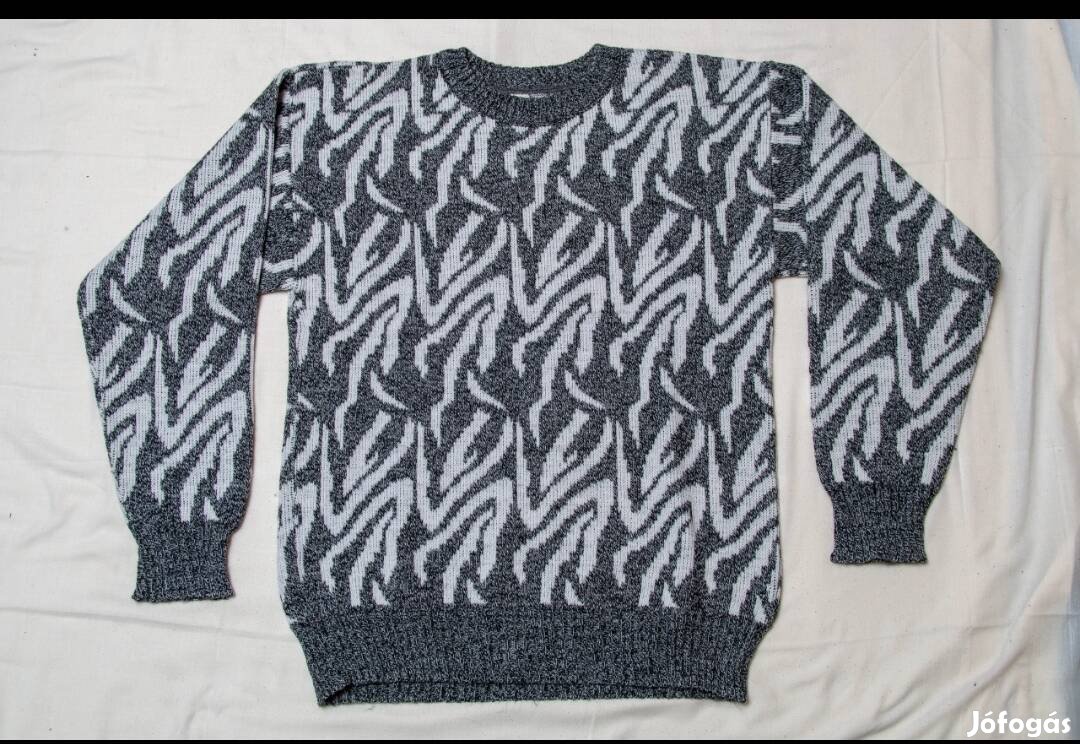 Eladó férfi retro pulóver