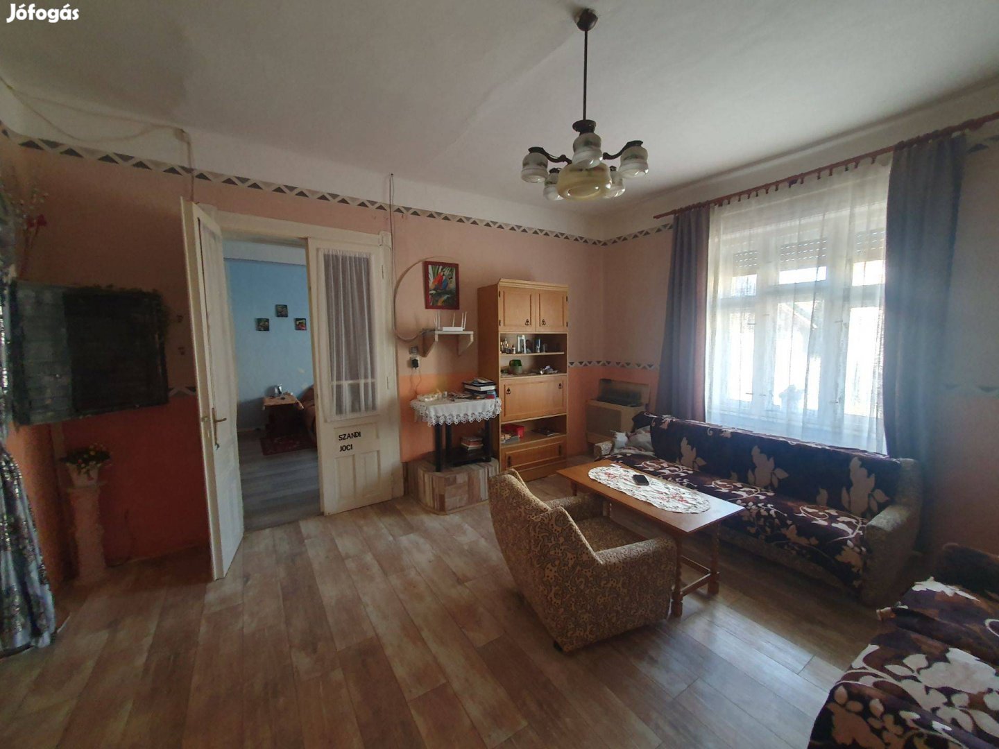 Eladó festői környezetben családi ház Pécstől 30 km-re