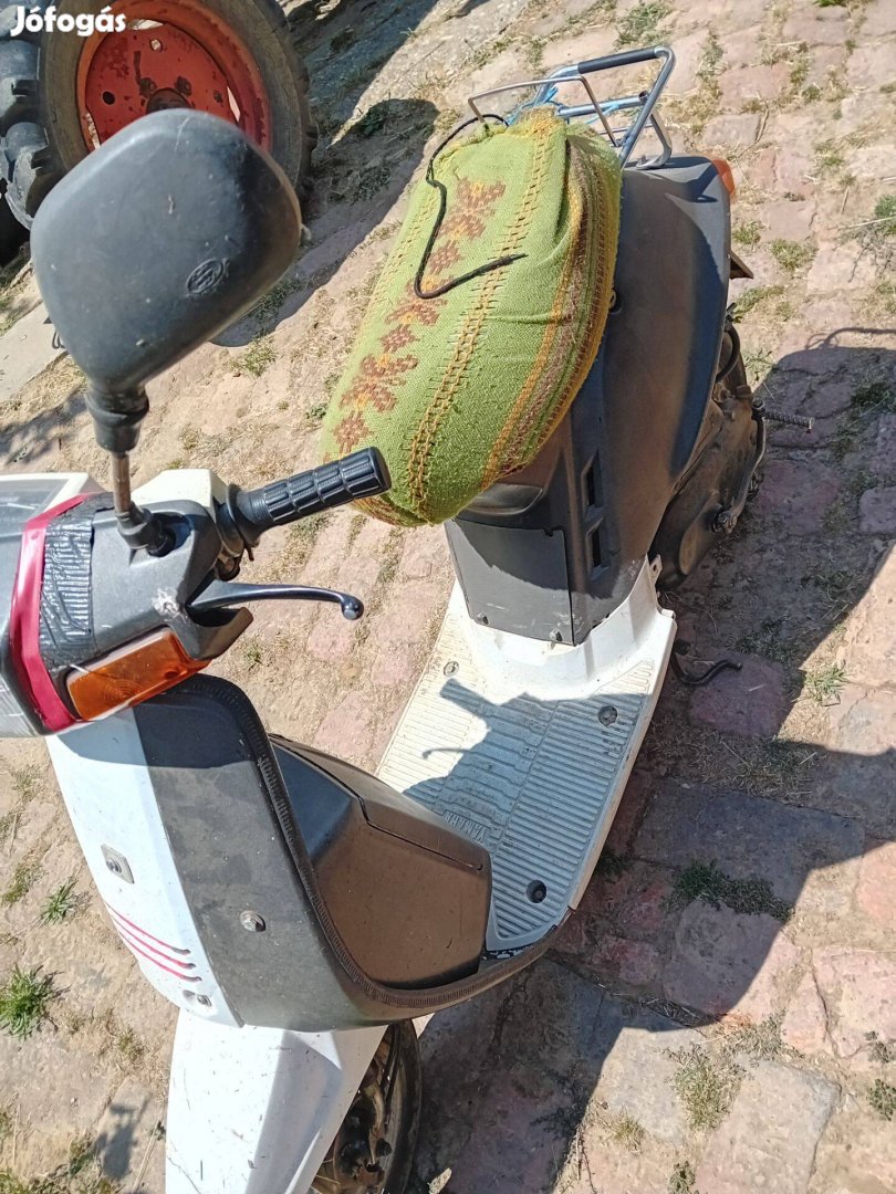 Eladó fűnyíró traktor