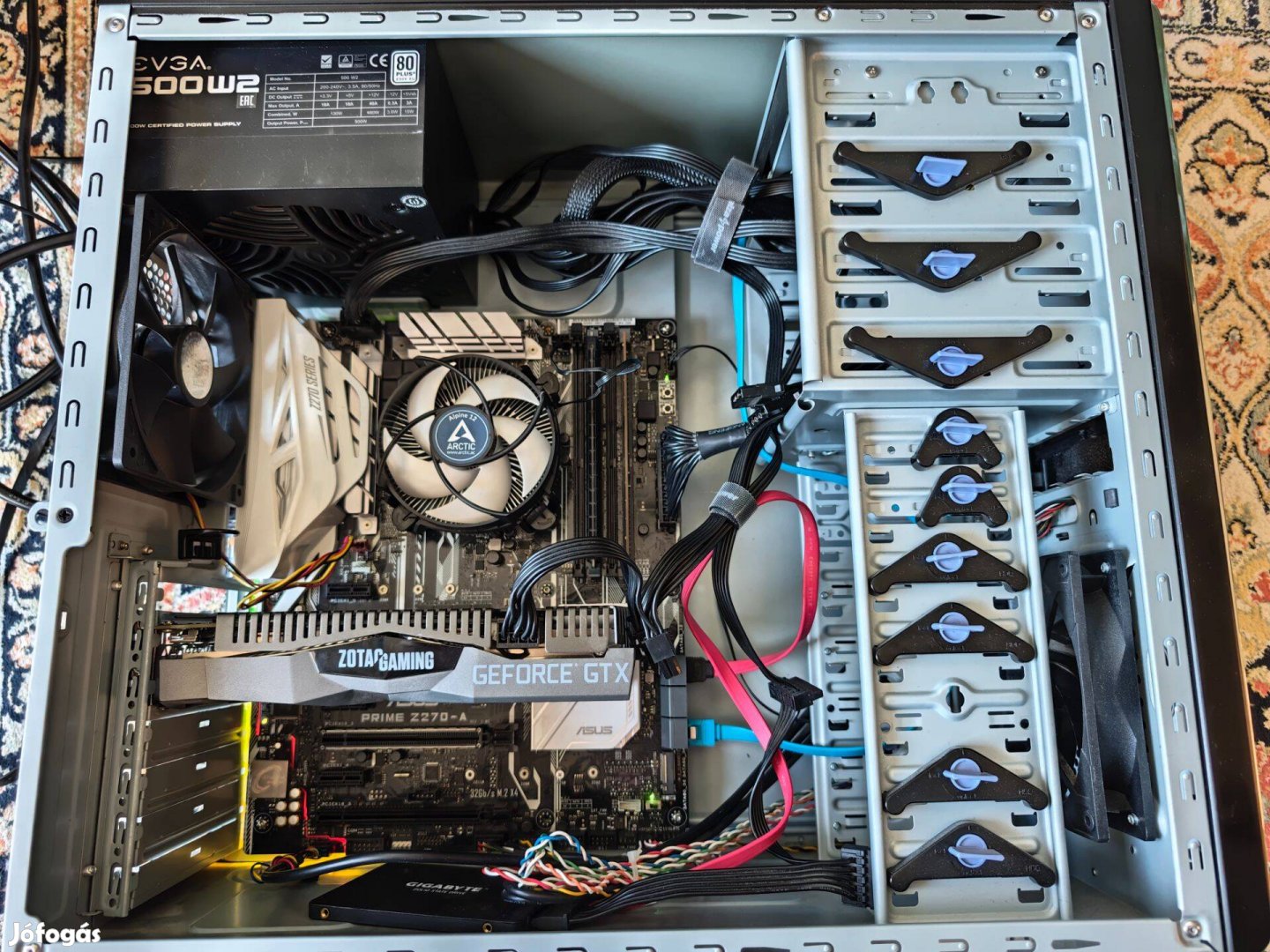 Eladó gamer PC i7-6700 Gtx 1660 Super