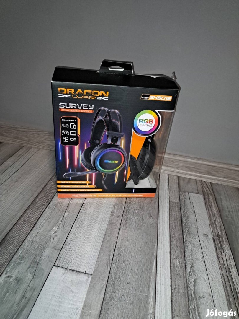 Eladó gamer fejhallgató RGB-s