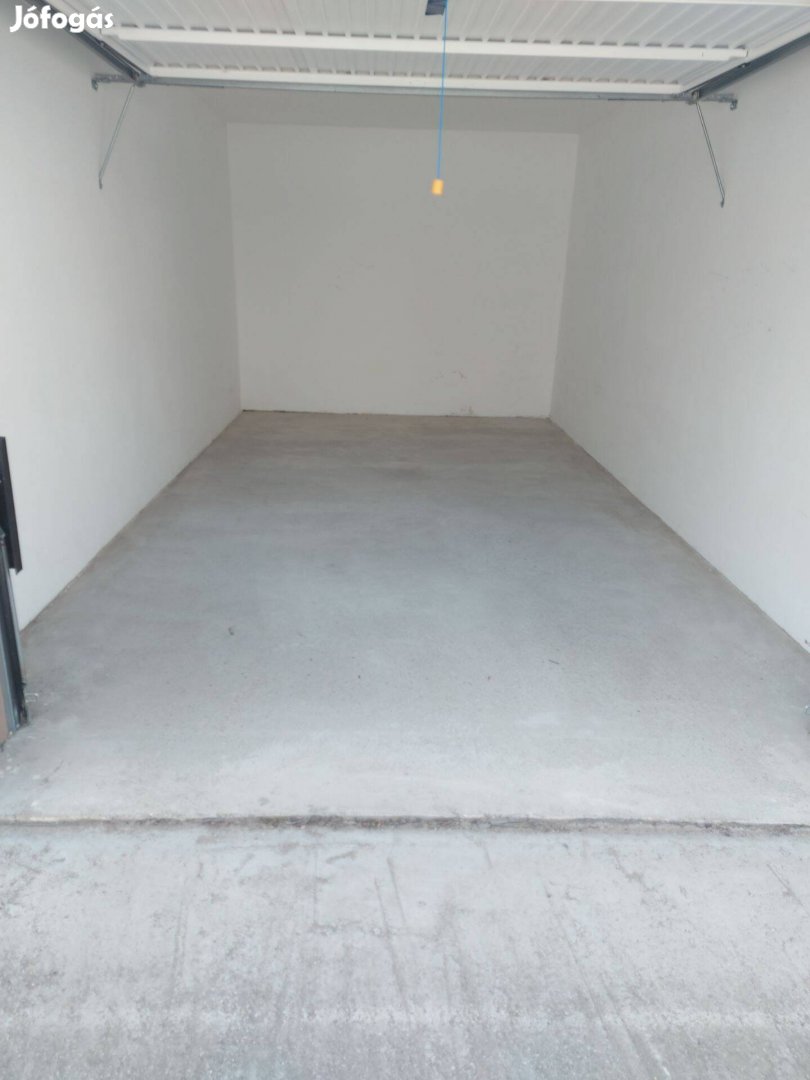 Elado garázs
