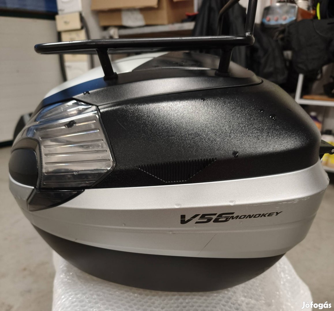 Eladó givi v56 motoros topcase 