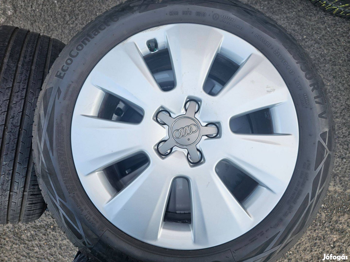 Eladó gyári Audi felni
