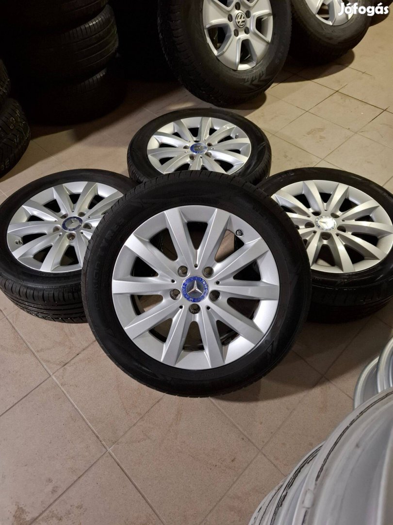 Eladó gyári Mercedes W246 16" alufelni szett, jó nyári gumikkal