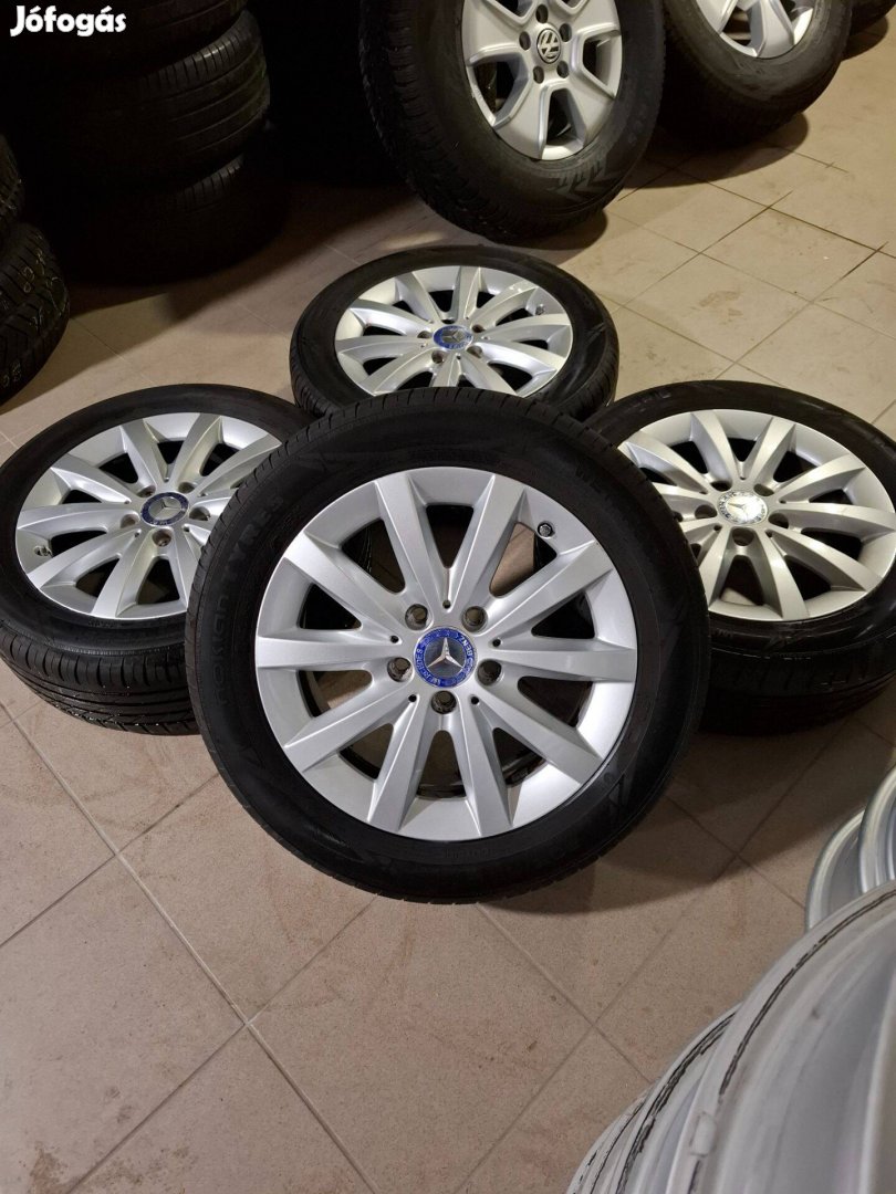 Eladó gyári Mercedes W246 16" alufelni szett, jó nyári gumikkal