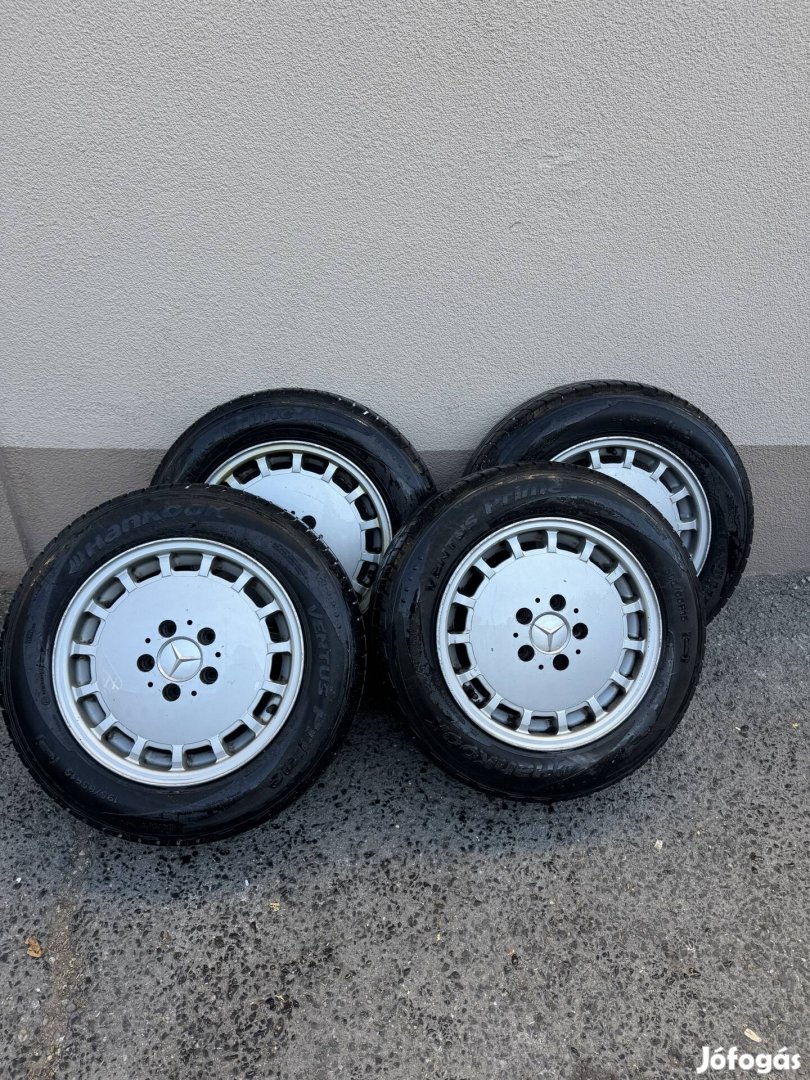 Eladó gyári Mercedes "Gullideckel" felni garnitúra!
