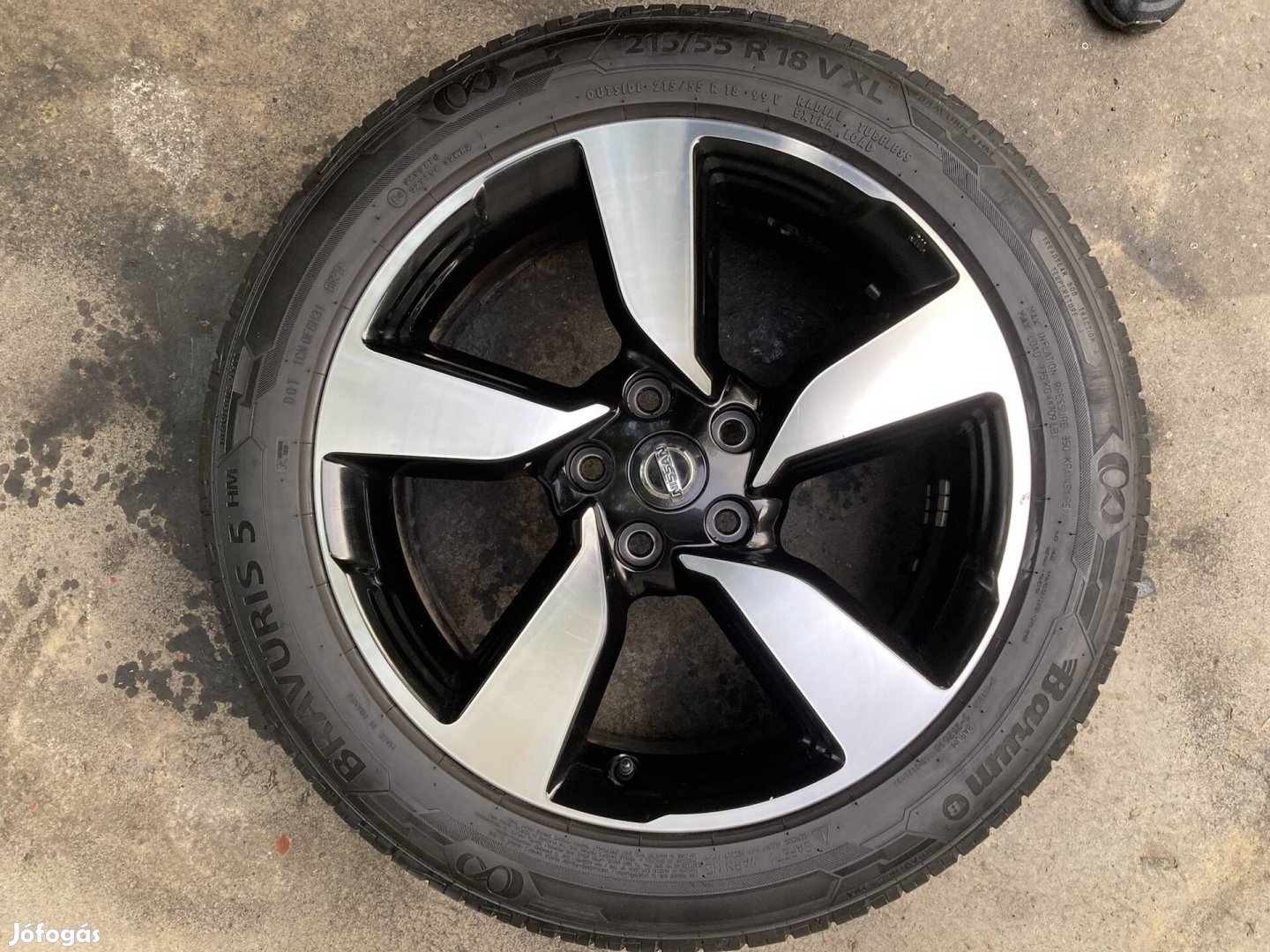 Eladó gyári Nissan qashqai szett R18 215/55 R18