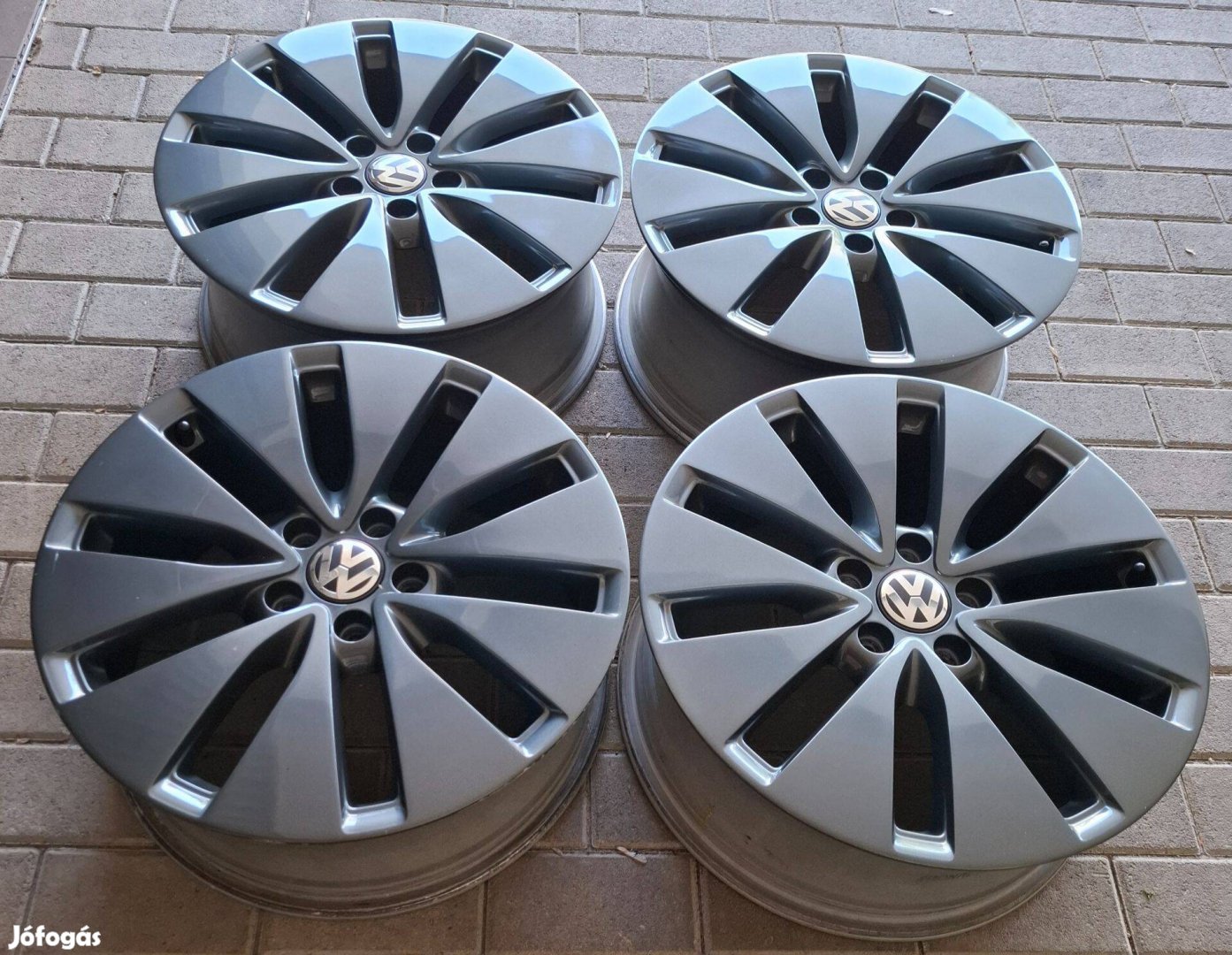 Eladó gyári Volkswagen Bilbao 5x112 18" alufelni szett