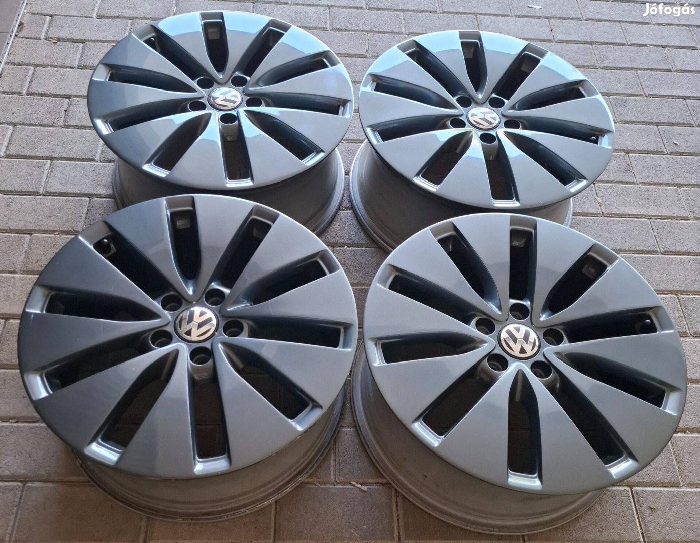Eladó gyári Volkswagen Bilbao 5x112 18" alufelni szett