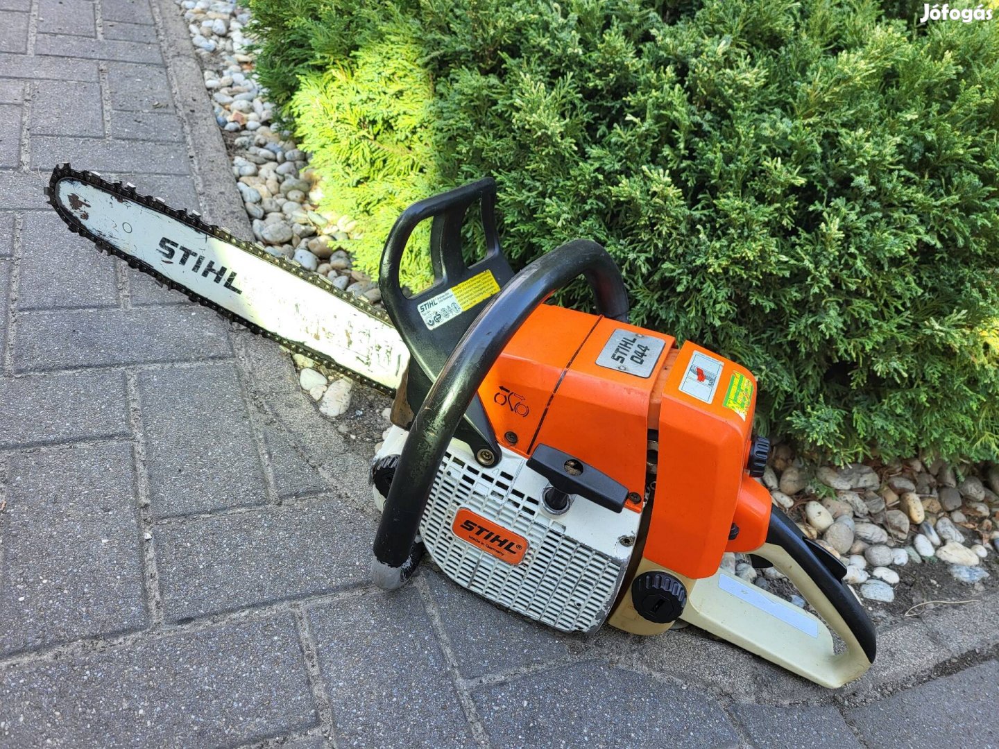 Eladó gyári állapotú  stihl 044 tipusú fűrész Ausztriából! 