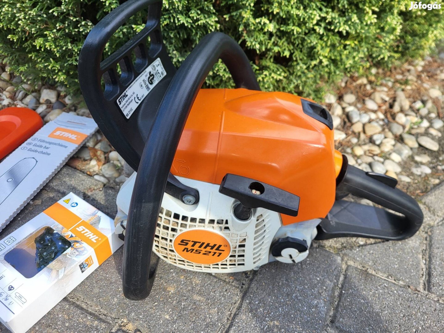 Eladó gyári állapotú stihl ms 211 tipusú fűrész!