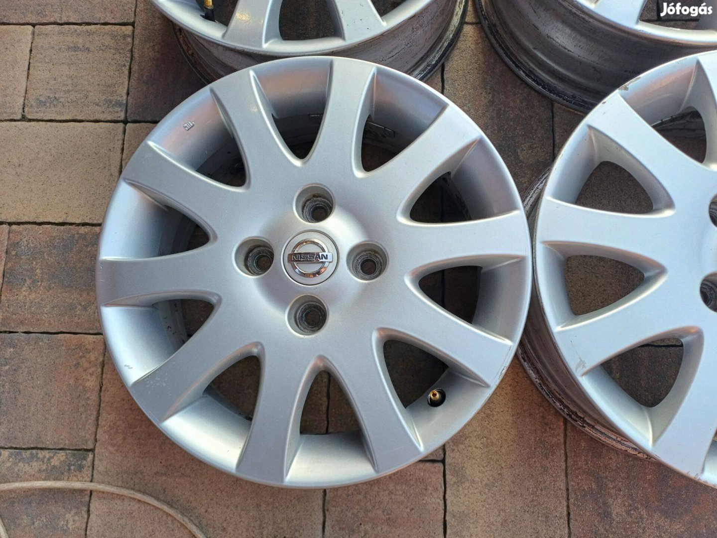 Eladó gyári alufelni garnitúra Nissan-6Jx16-ET-45-4x114,3