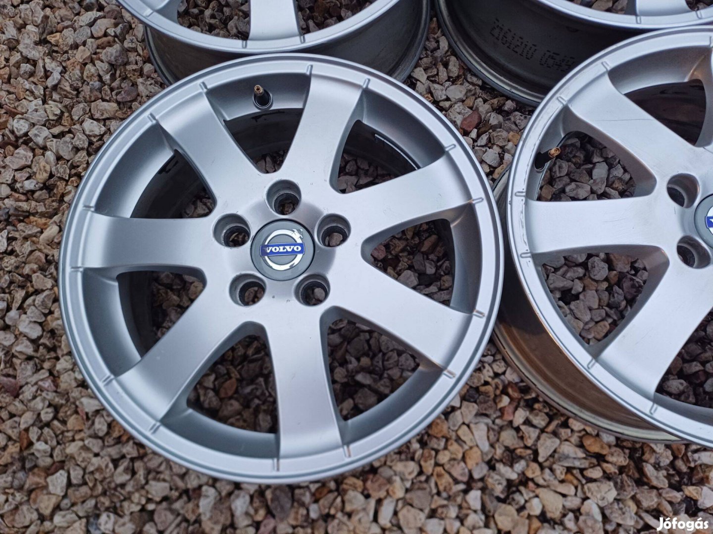 Eladó gyári alufelni garnitúra Volvo-6,5Jx16-ET-52,5-5x108