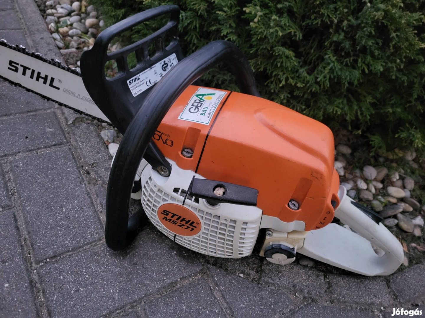 Eladó gyári,hibátlan állapotú stihl ms 271 tipusú motorfűrész!