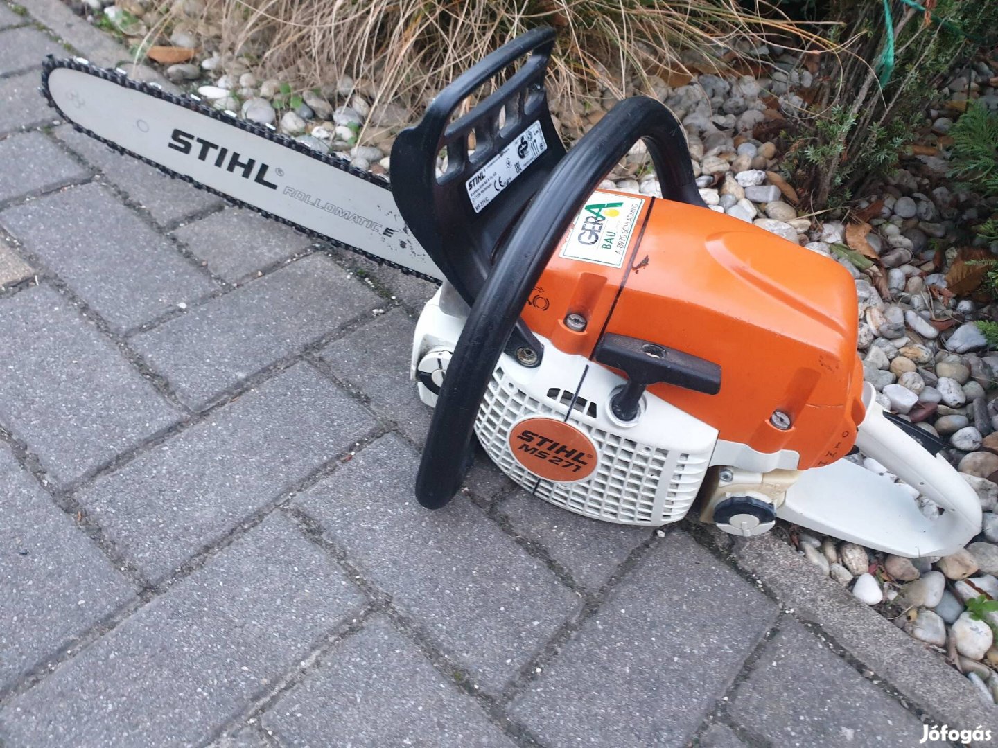 Eladó gyári,hibátlan állapotú stihl ms 271 tipusú motorfűrész!