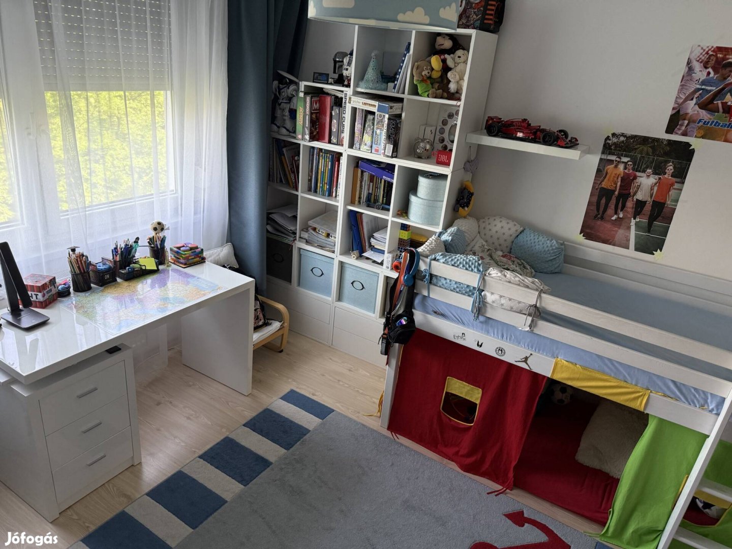 Eladó gyermek szobabútor szett