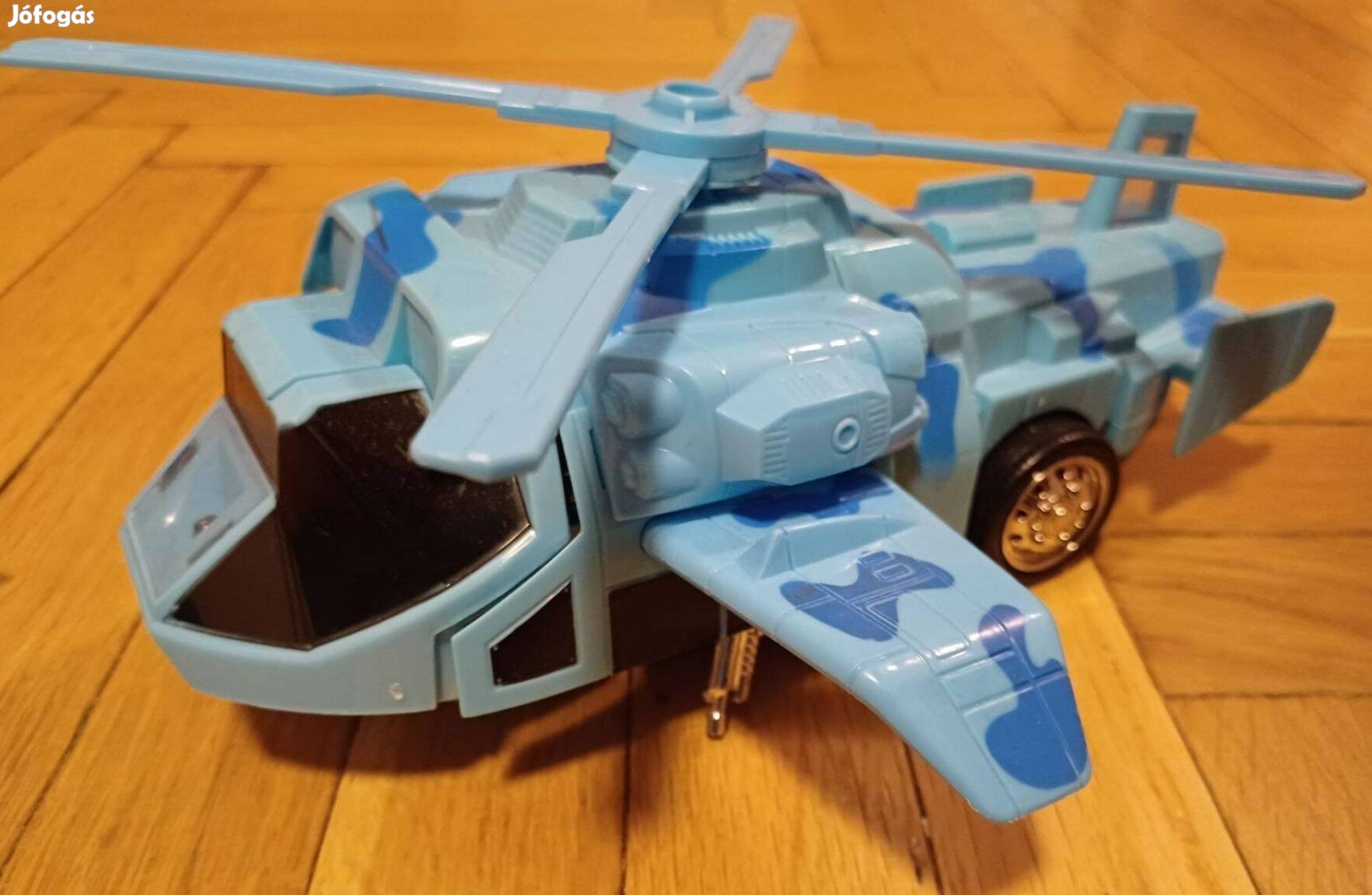 Eladó gyermekjáték, robot helikopter