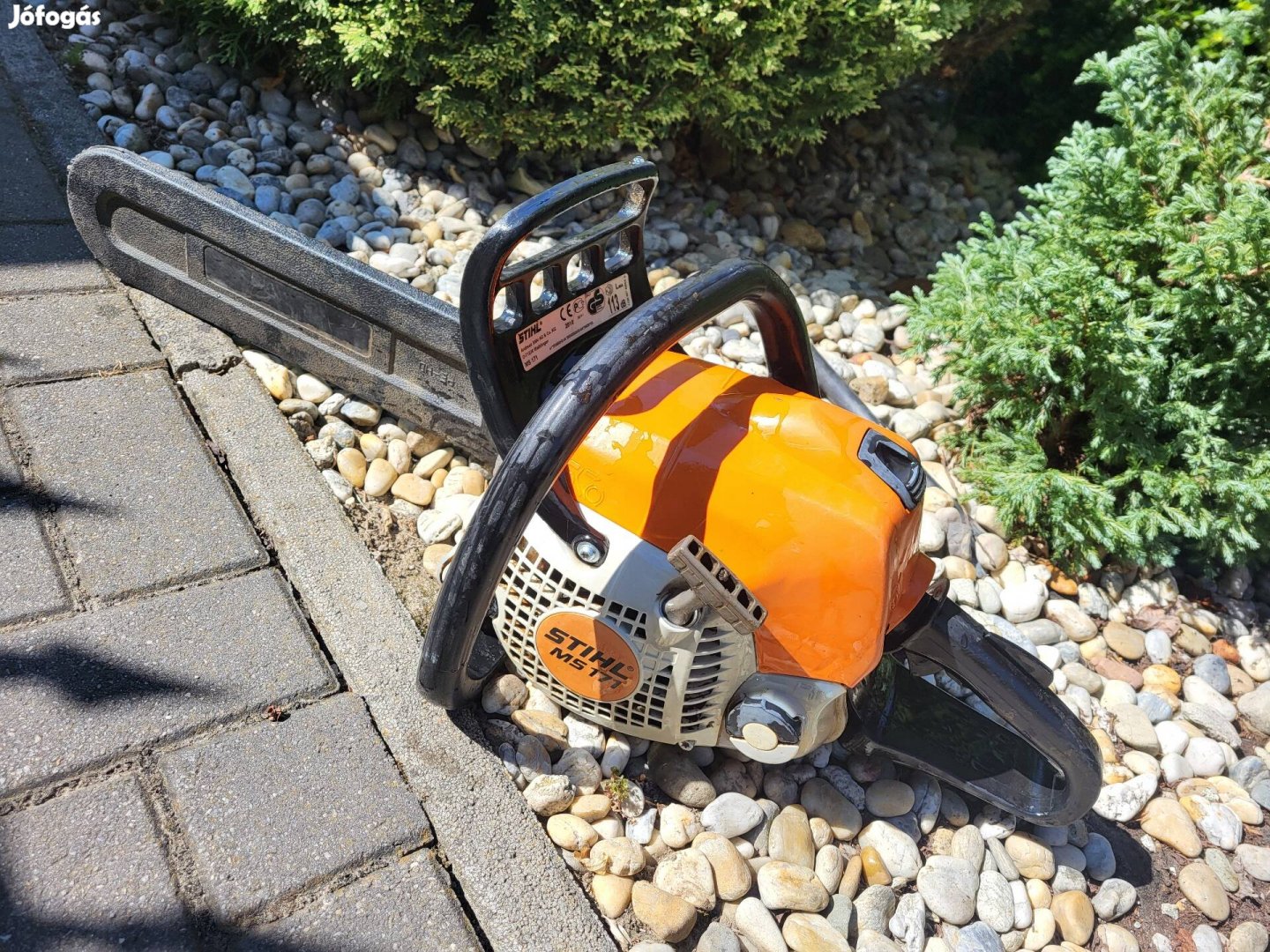 Eladó gyönyörű motorhanggal egy stihl ms 171 fűrész!