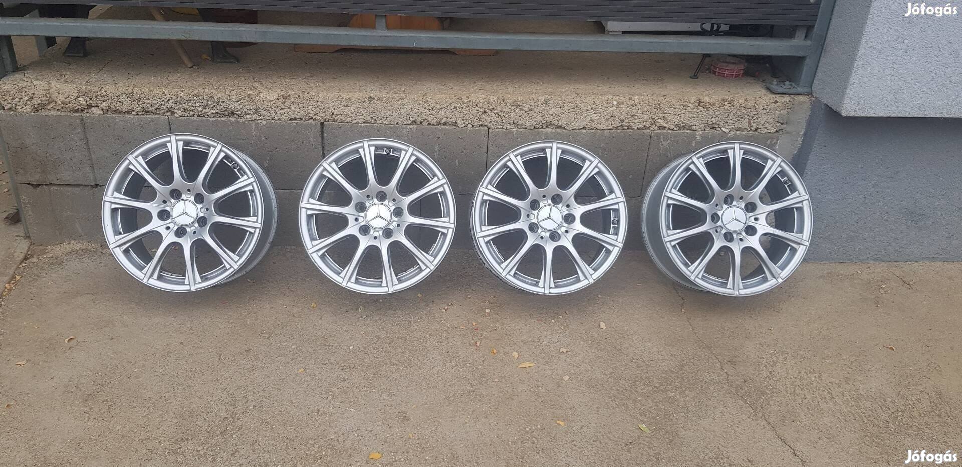 Eladó használt 5x112 16" gyári W205 Mercedes alufelni garnitúra