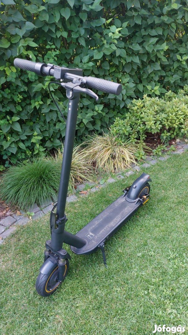 Eladó használt Aovopro Esmax 500W 14.5Ah elektromos roller